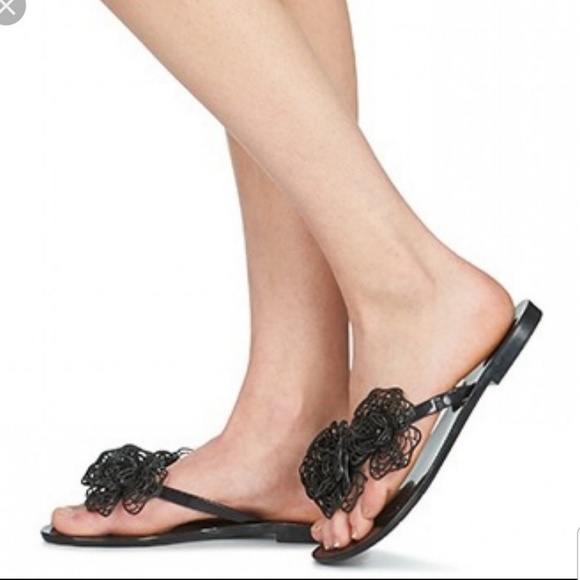 melissa flower flip flops